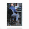 Chaise industrielle avec repose-pieds en revêtement de vinyle TF180